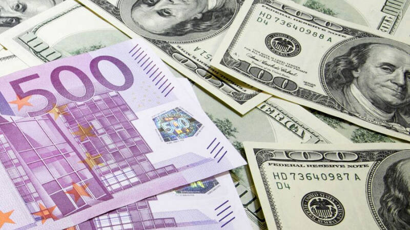 В России смягчили требование об обязательной продаже валютной выручки