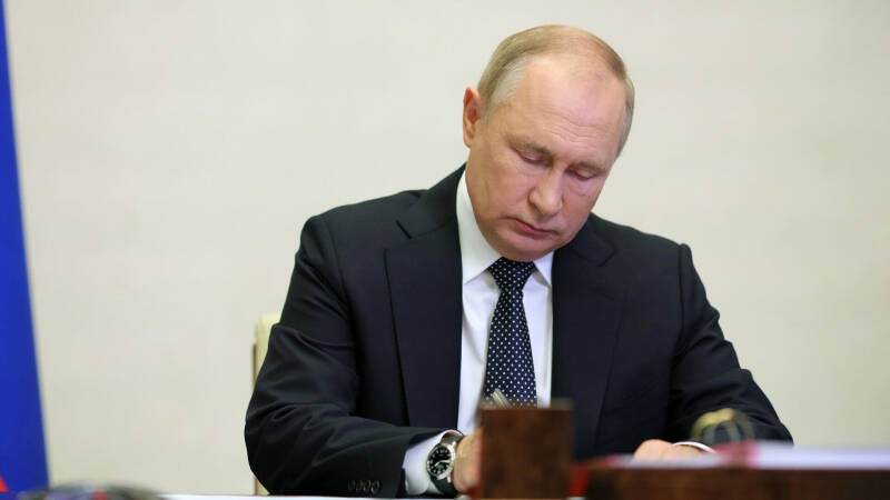 Путин подписал закон, упрощающий процедуру регистрации ККТ